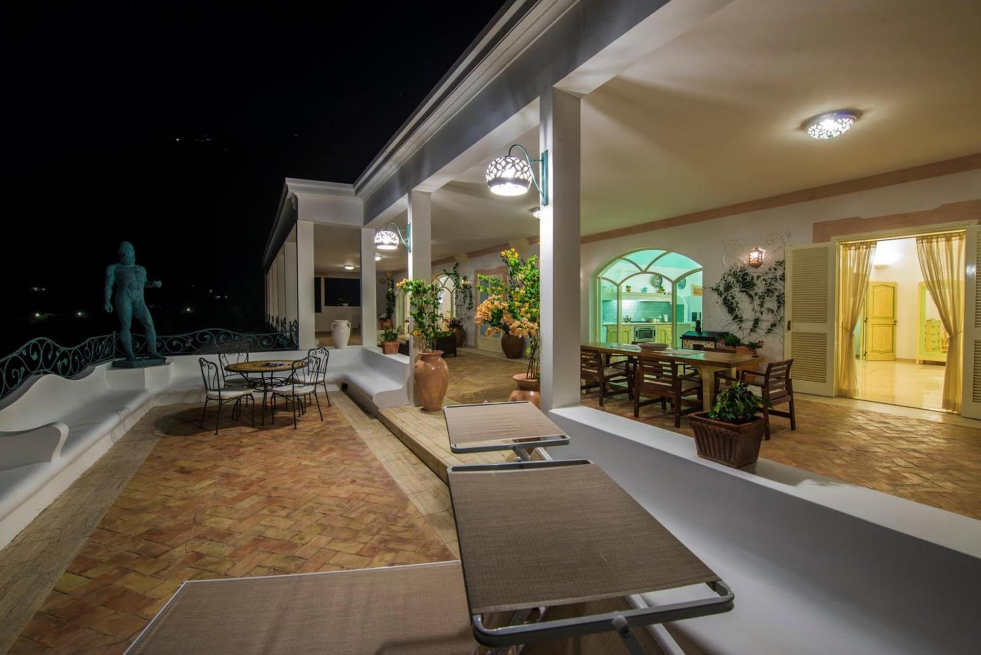 Amore Rentals - Villa Demetra Positano Exterior photo